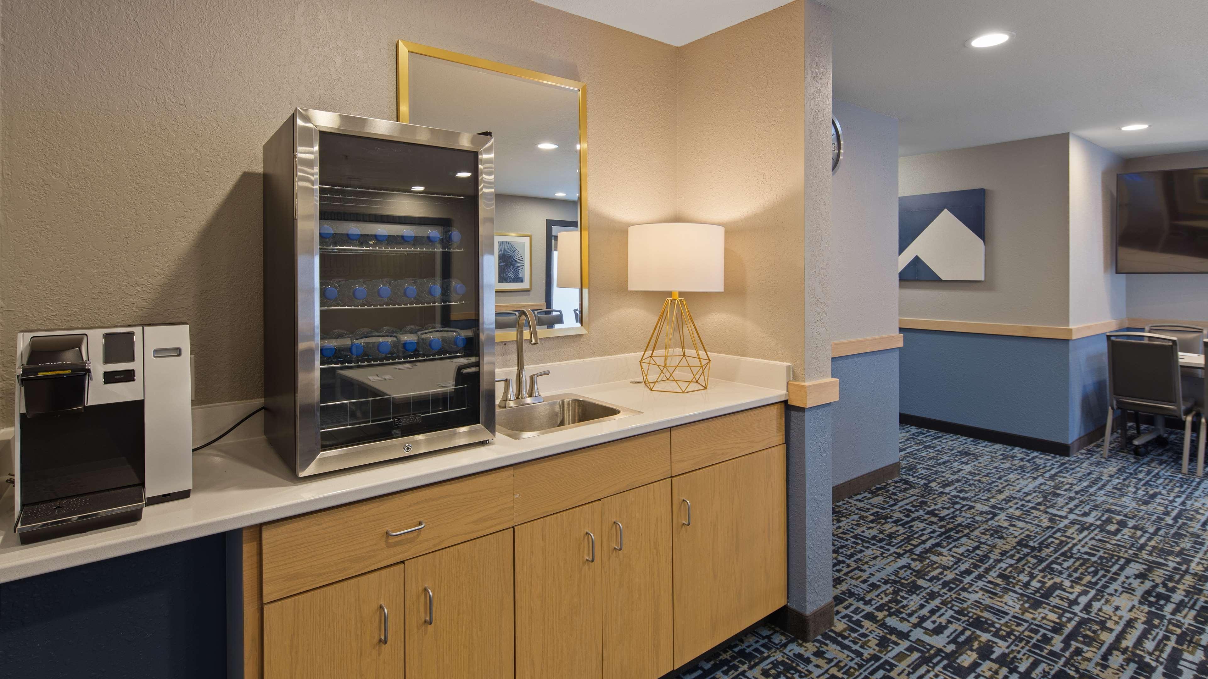 Best Western Eau Claire South Exterior photo
