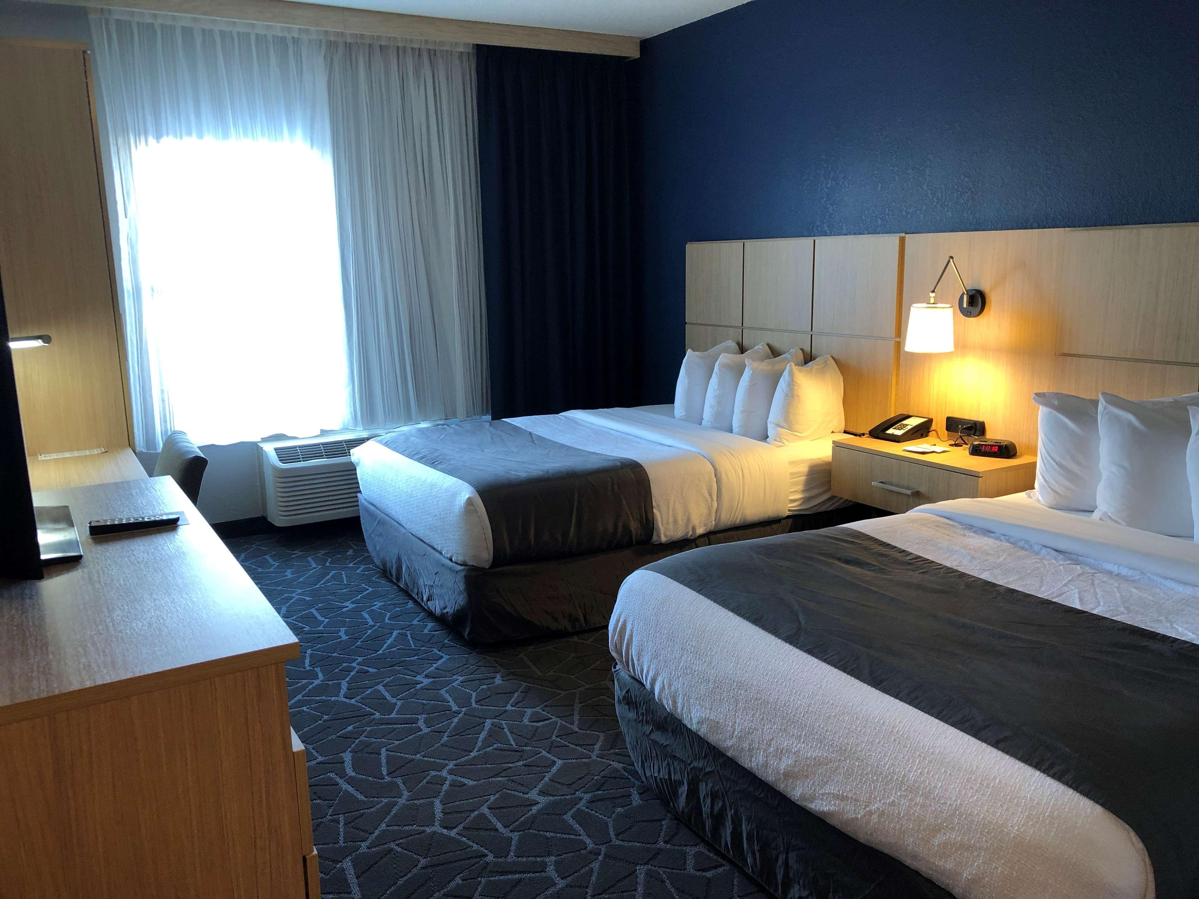 Best Western Eau Claire South Exterior photo